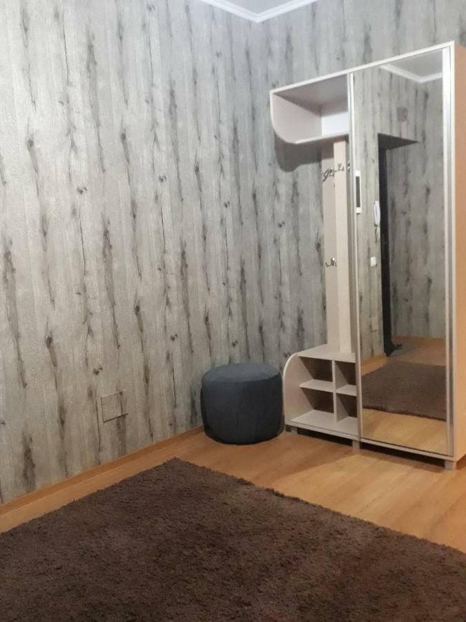 Large 2-Bedroom Apartament In The Center Chişinău Esterno foto