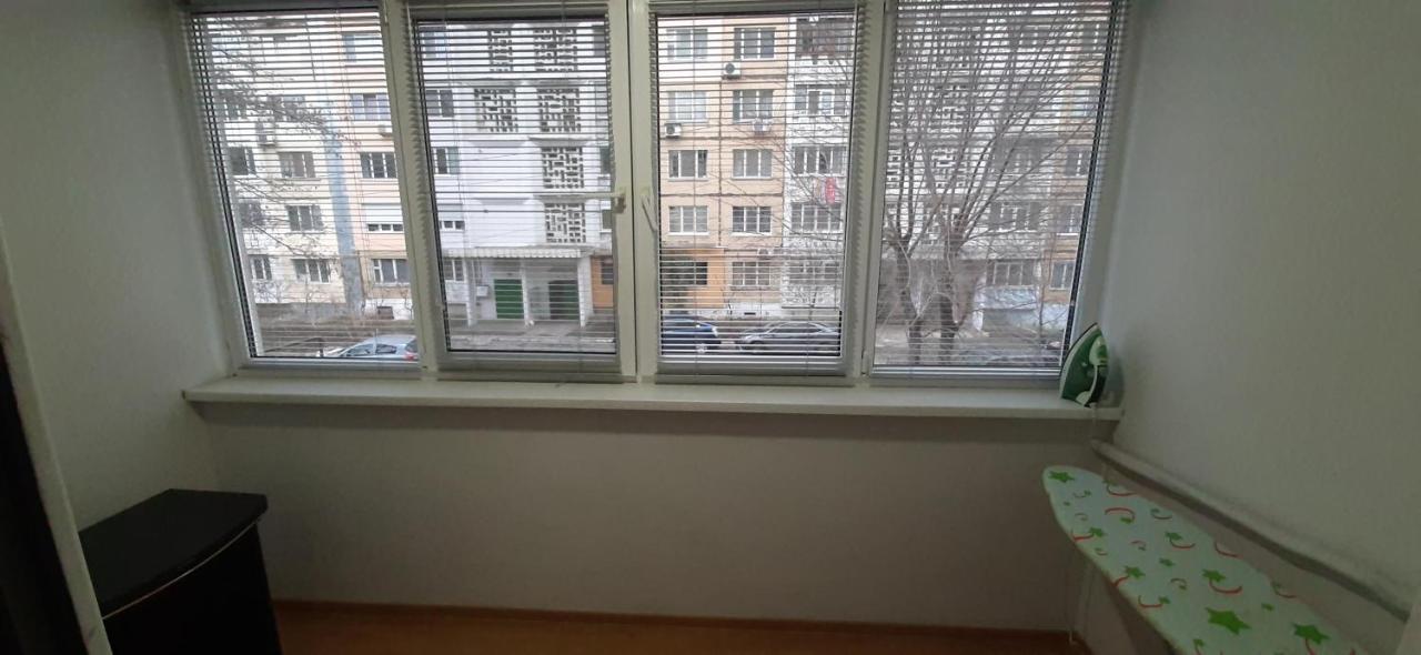 Large 2-Bedroom Apartament In The Center Chişinău Esterno foto